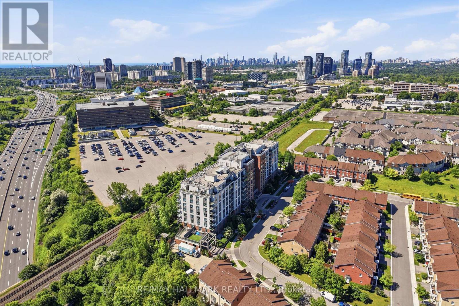 417 - 120 Dallimore Circle Property Photo 43