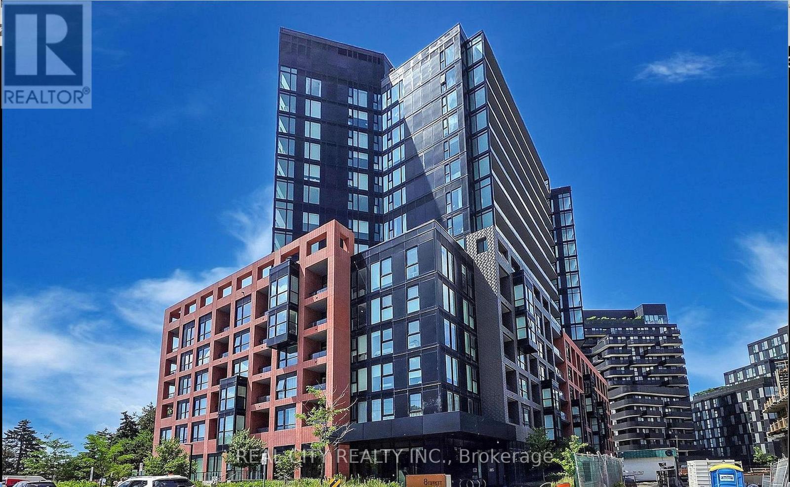 808 - 8 Tippett Road Property Photo 1