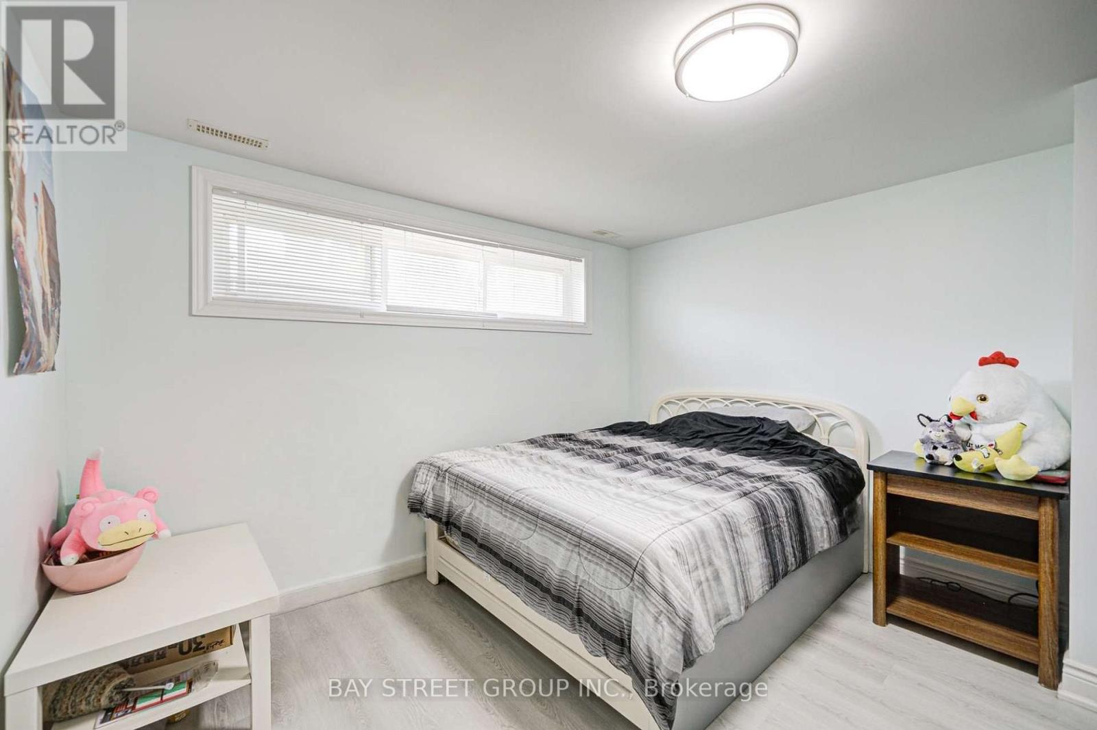 125 Connaught Avenue Property Photo 27