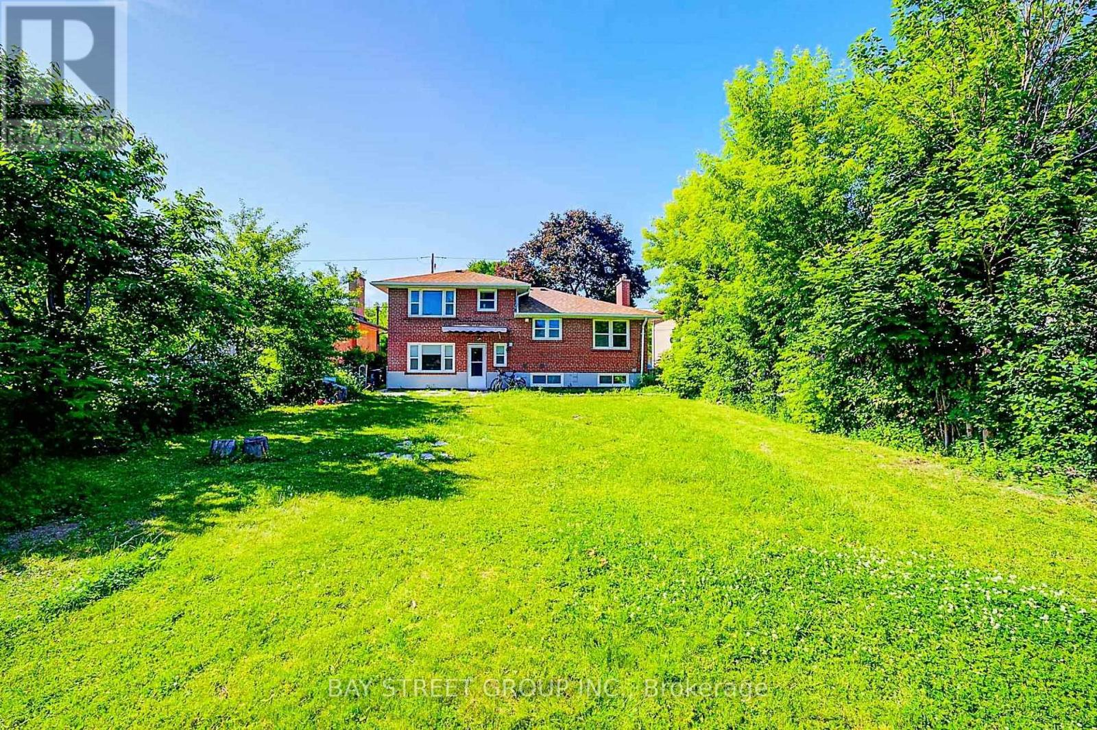 125 Connaught Avenue Property Photo 39