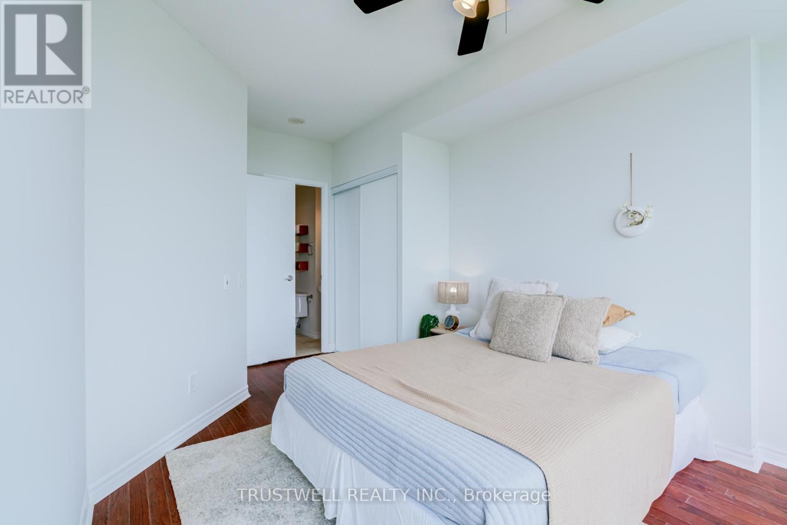 2210 - 60 Byng Avenue Property Photo 13