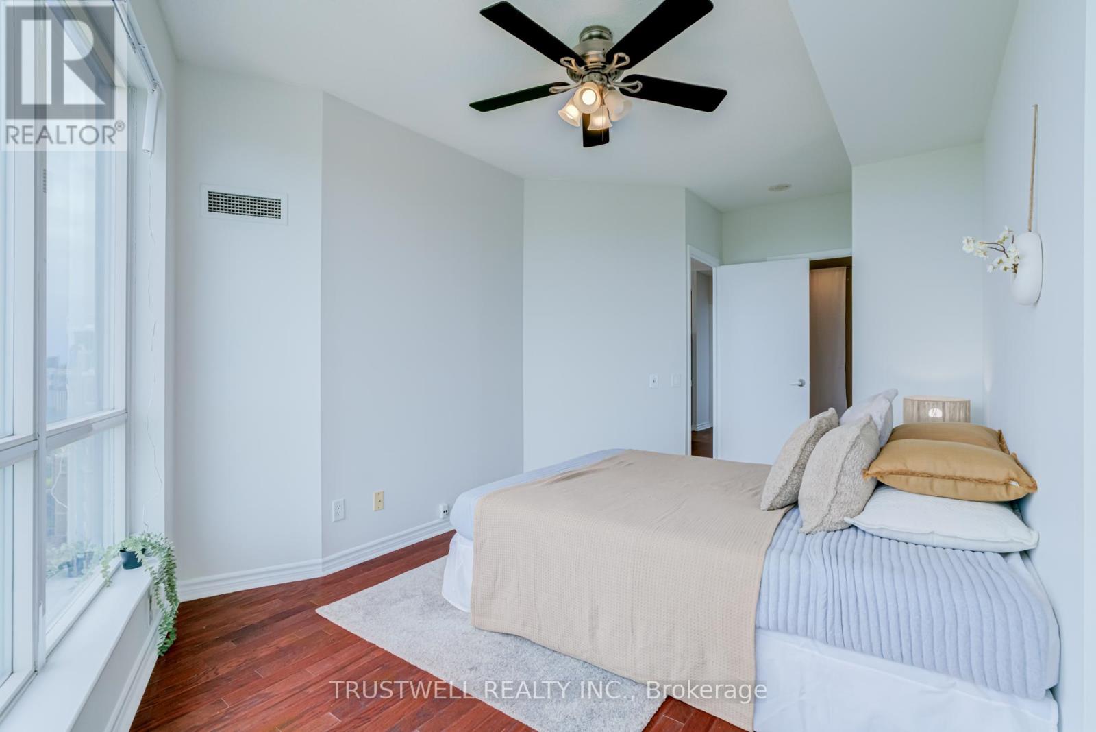2210 - 60 Byng Avenue Property Photo 14