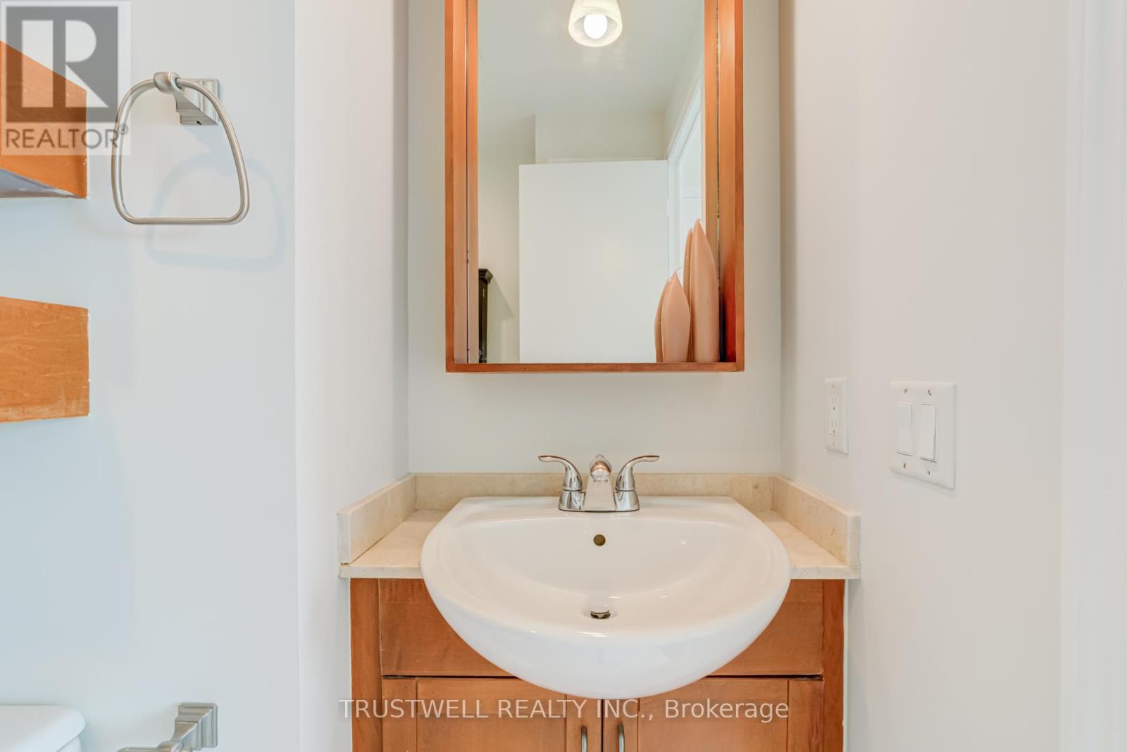 2210 - 60 Byng Avenue Property Photo 15