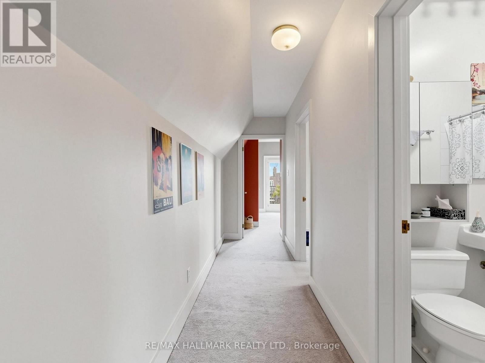 458 Markham Street Property Photo 15