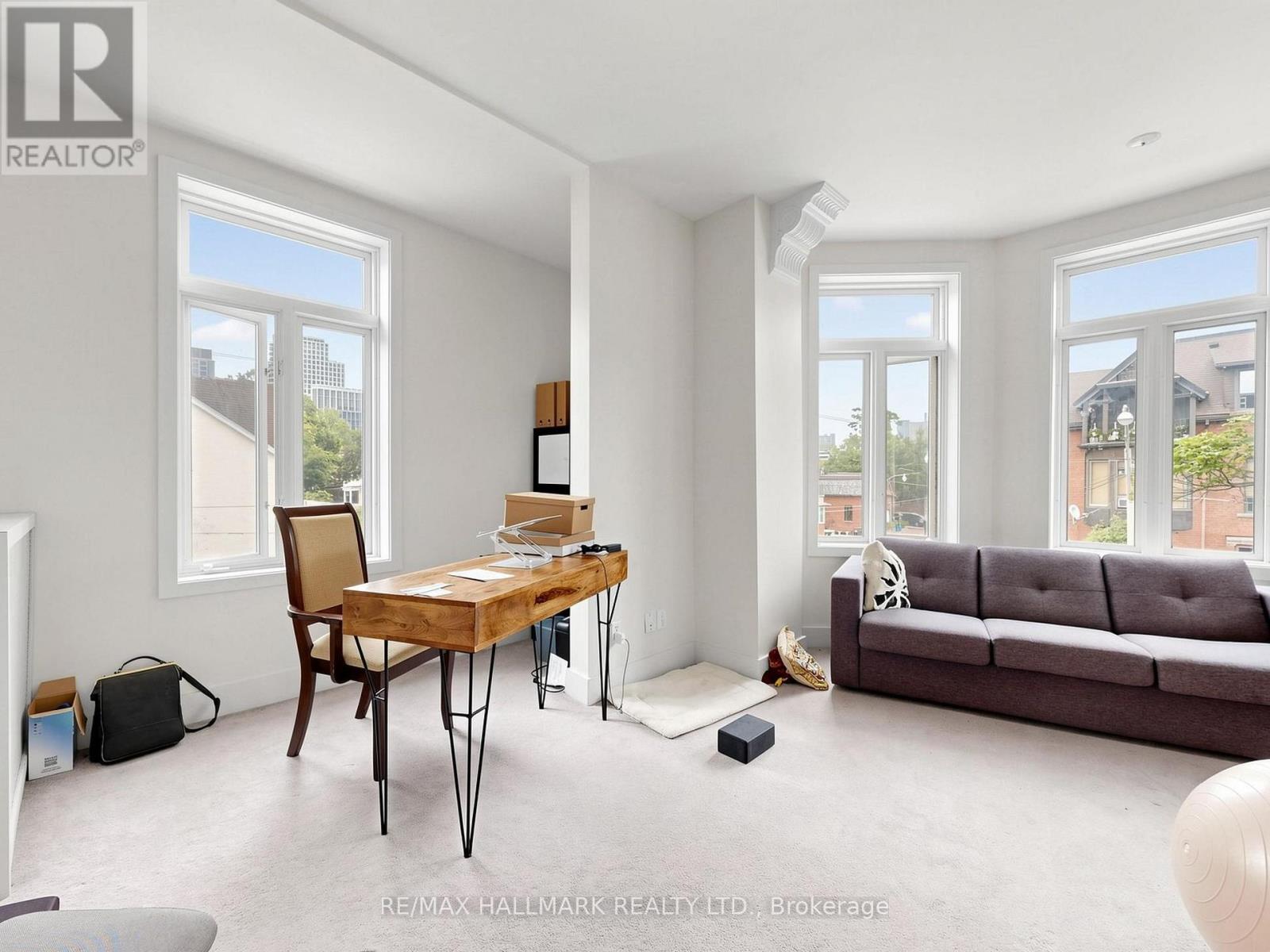 458 Markham Street Property Photo 19