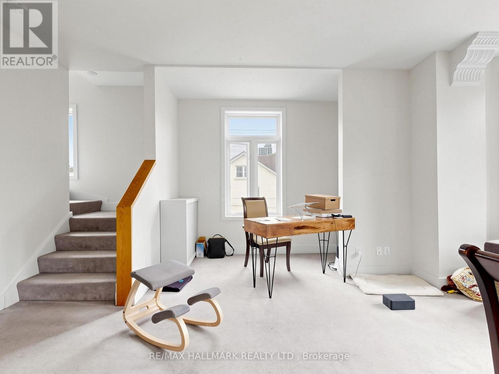 458 Markham Street Property Photo 21