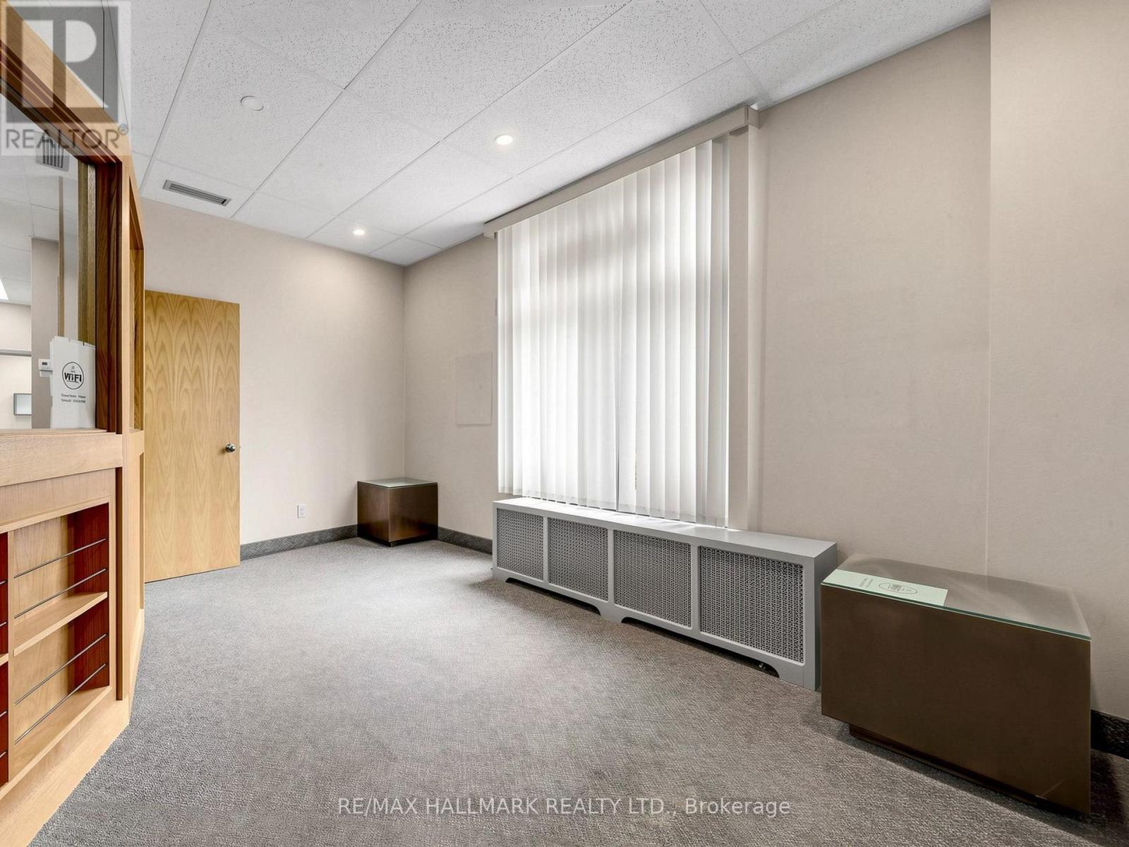 458 Markham Street Property Photo 35