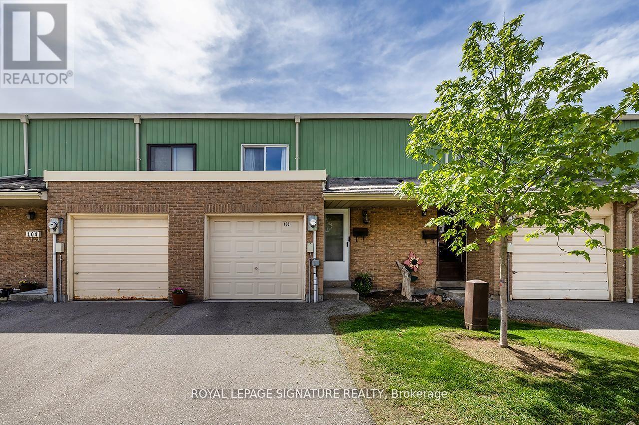 106 THORNY VINEWAY Property Photo 1