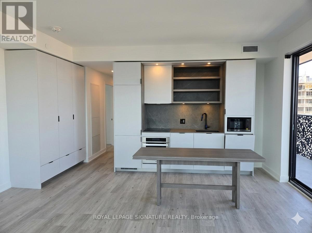 4002 - 55 Charles Street E Property Photo 9