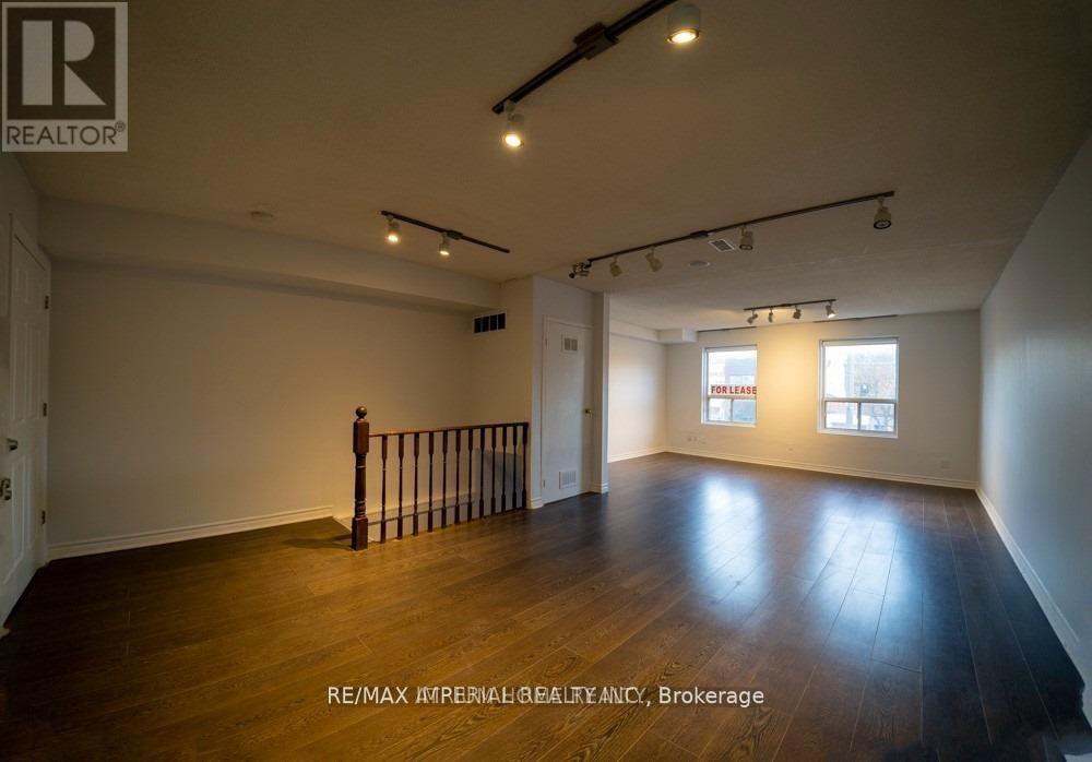 2ND FL - 3334 A YONGE STREET