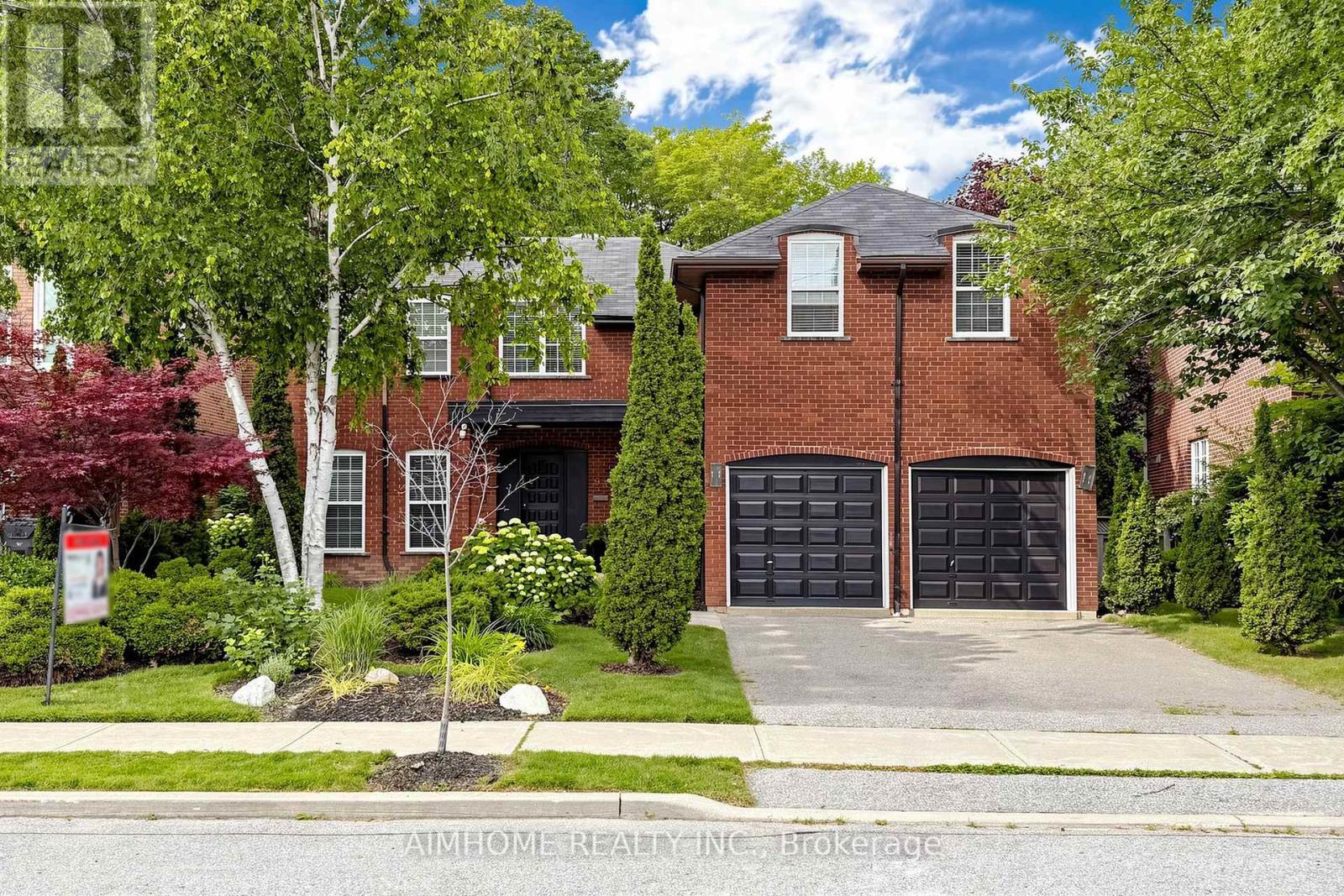 93 CLARINDA DRIVE