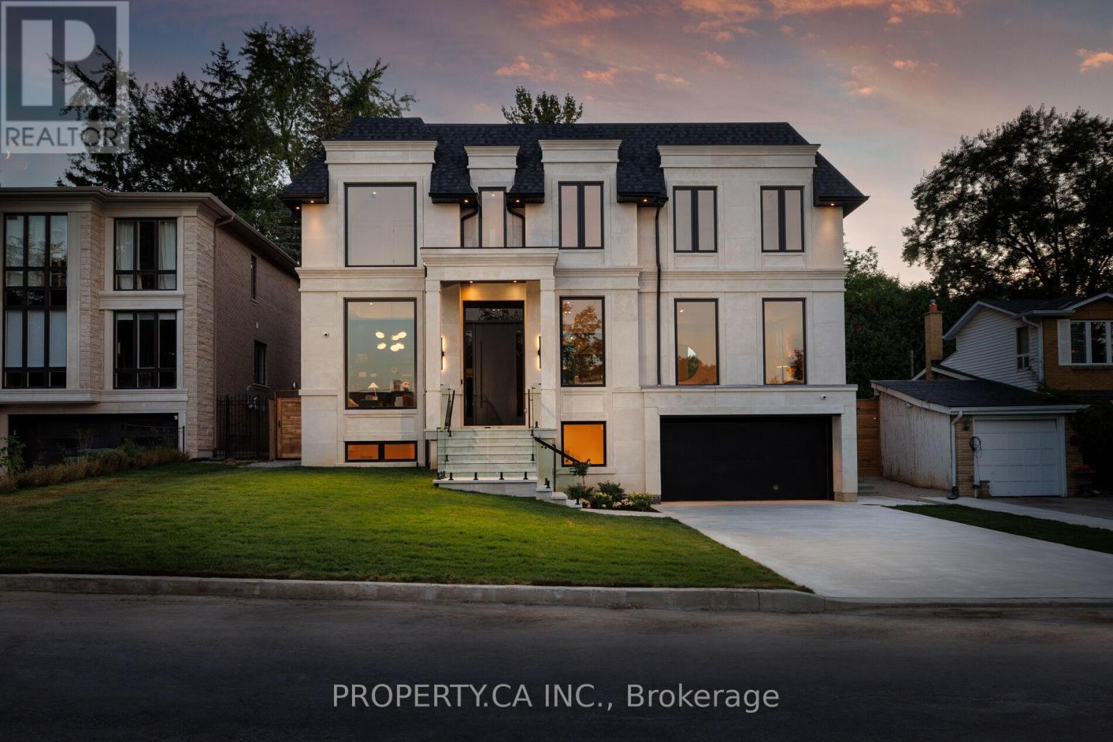 10 GRANGEMILL CRESCENT