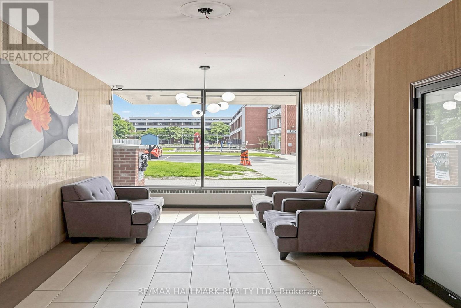 701 - 100 Leeward Glenway Property Photo 27