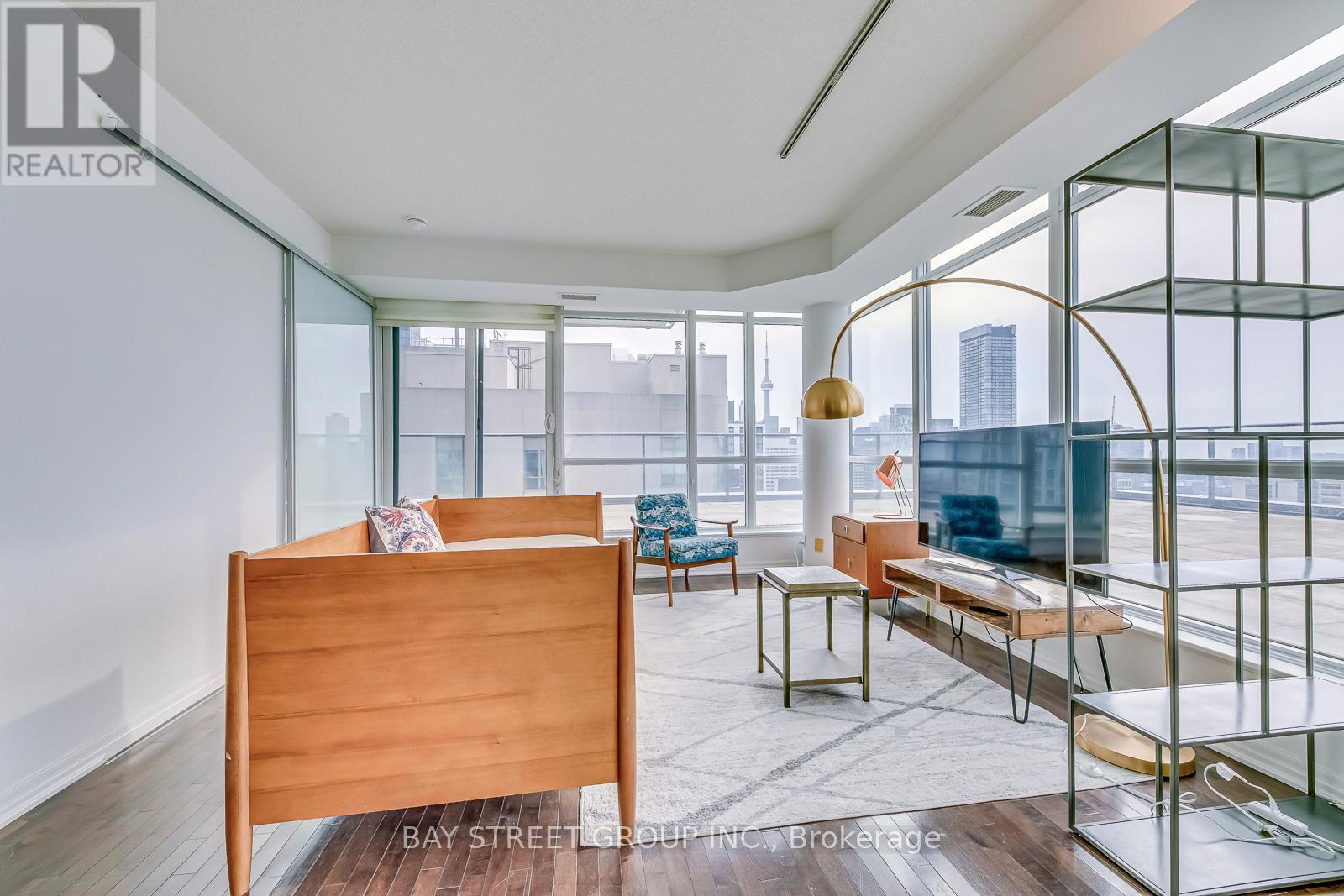 Ph608 - 770 Bay Street Property Photo 11