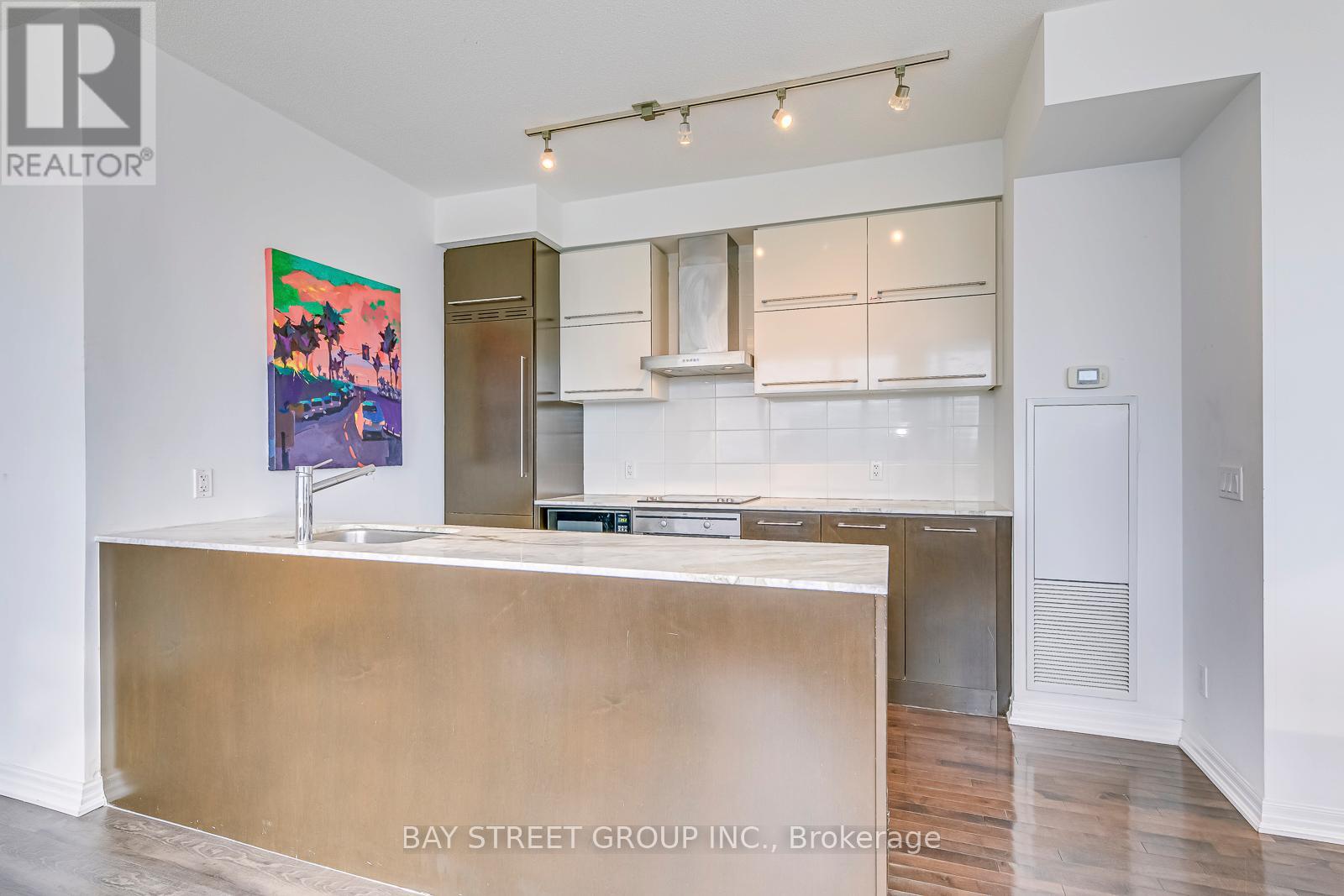 Ph608 - 770 Bay Street Property Photo 15