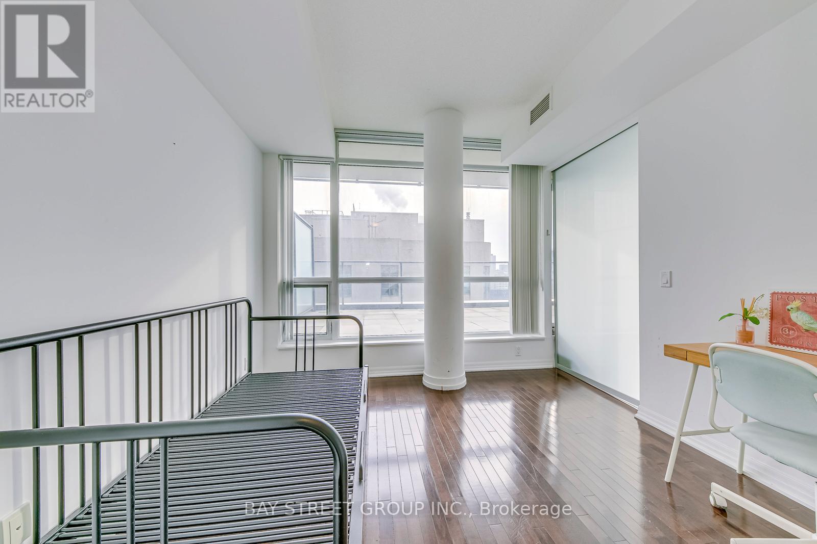 Ph608 - 770 Bay Street Property Photo 18