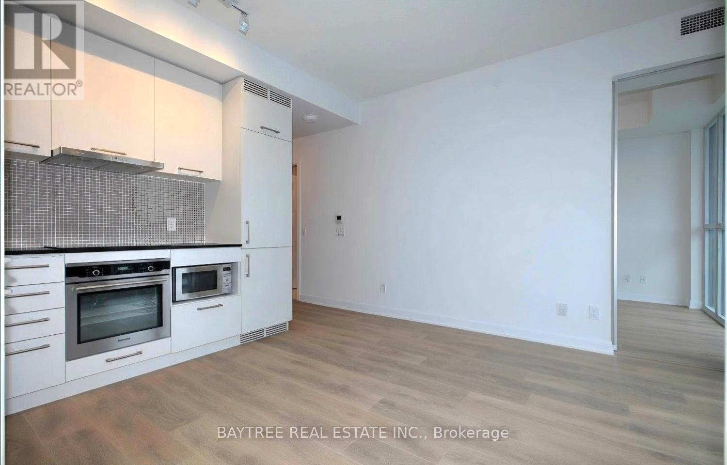 2908 - 87 Peter Street Property Photo 4