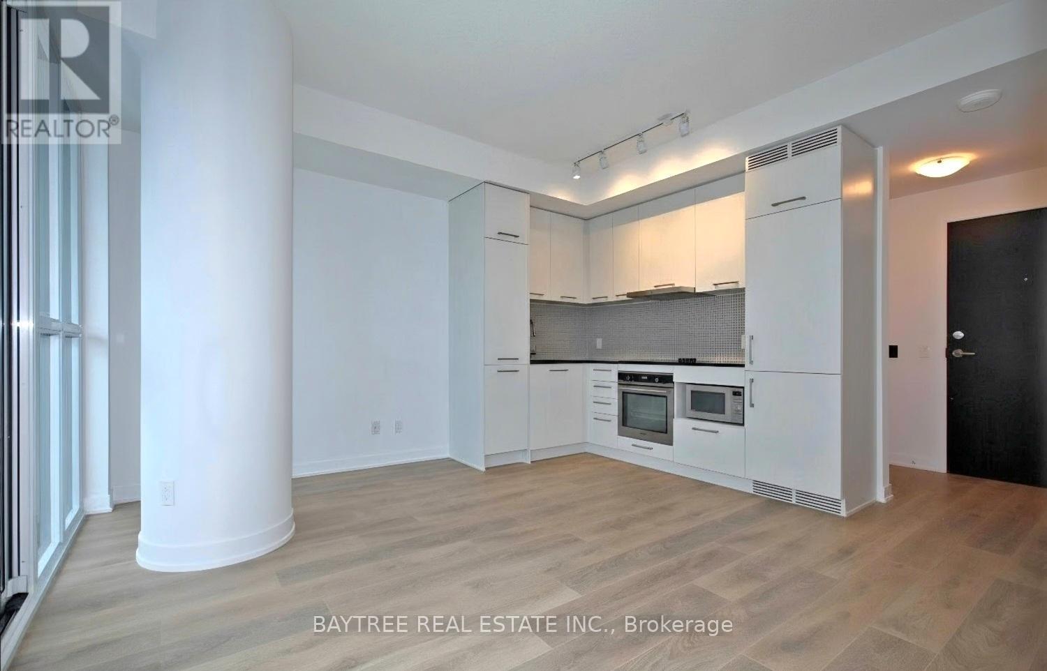 2908 - 87 Peter Street Property Photo 8