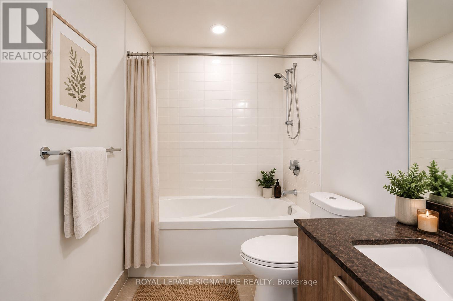 806 - 30 Roehampton Avenue Property Photo 24