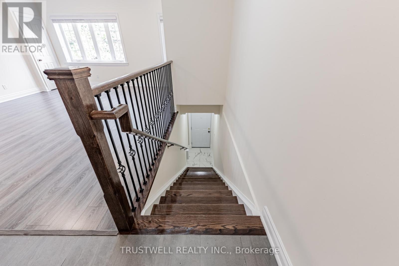 142 Borden Street Property Photo 4