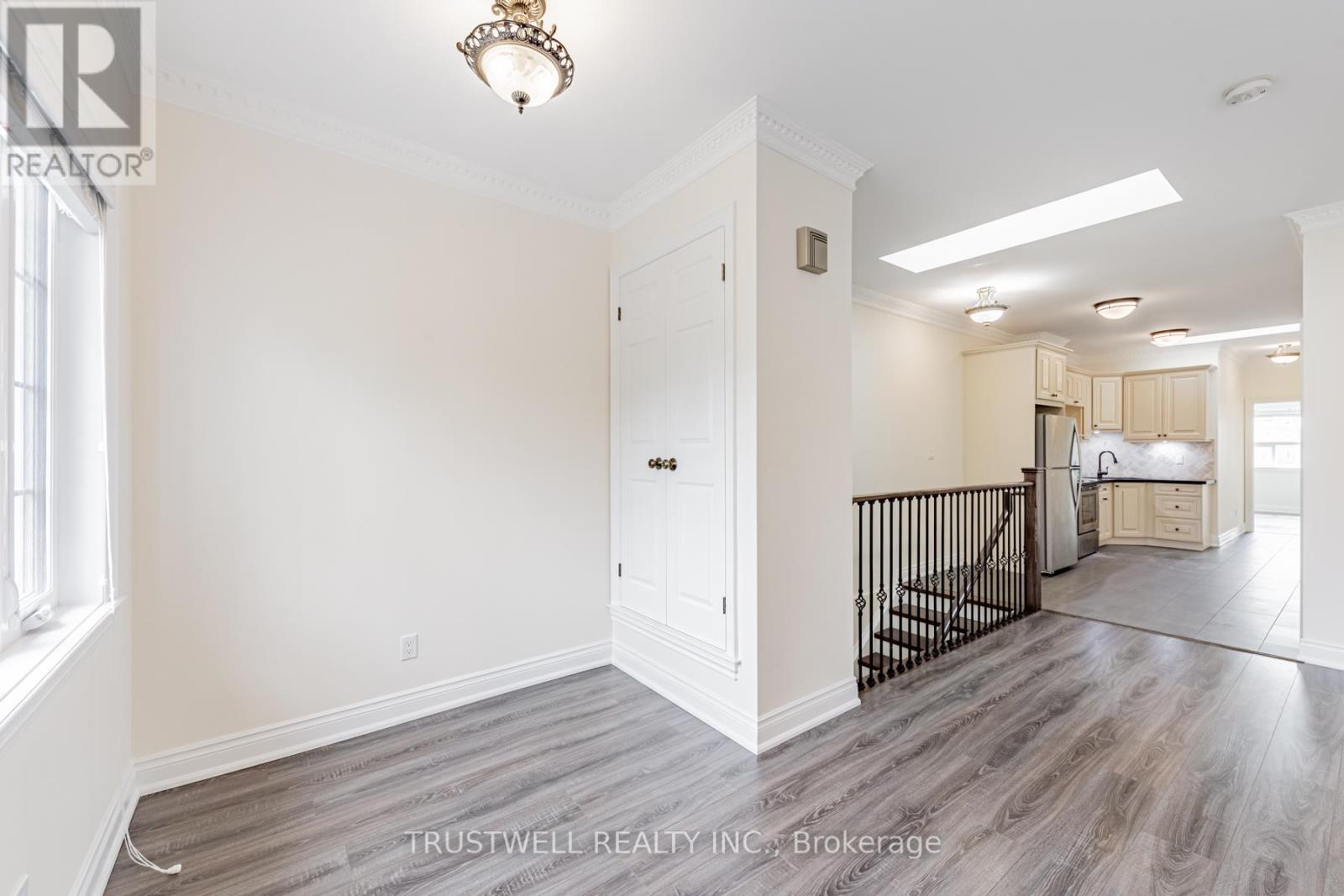 142 Borden Street Property Photo 8