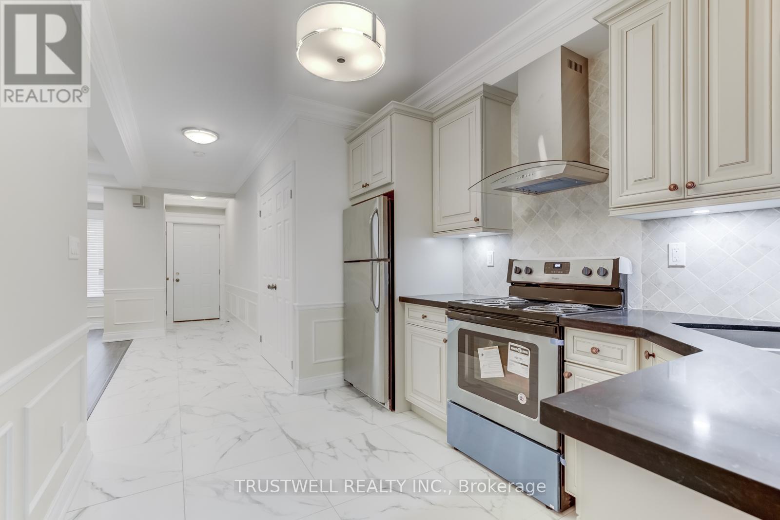 142 Borden Street Property Photo 30