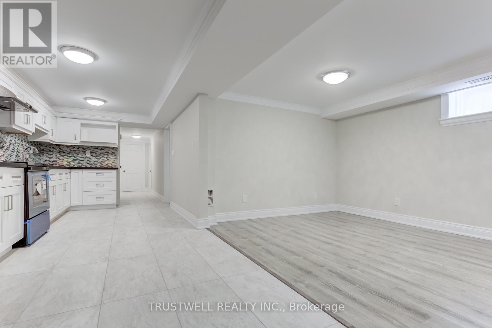 142 Borden Street Property Photo 36