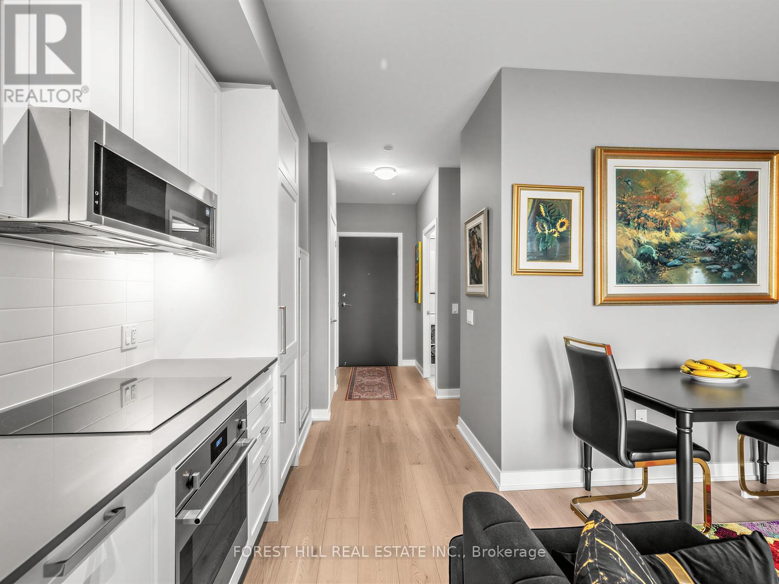 703 - 250 Lawrence Avenue W Property Photo 1