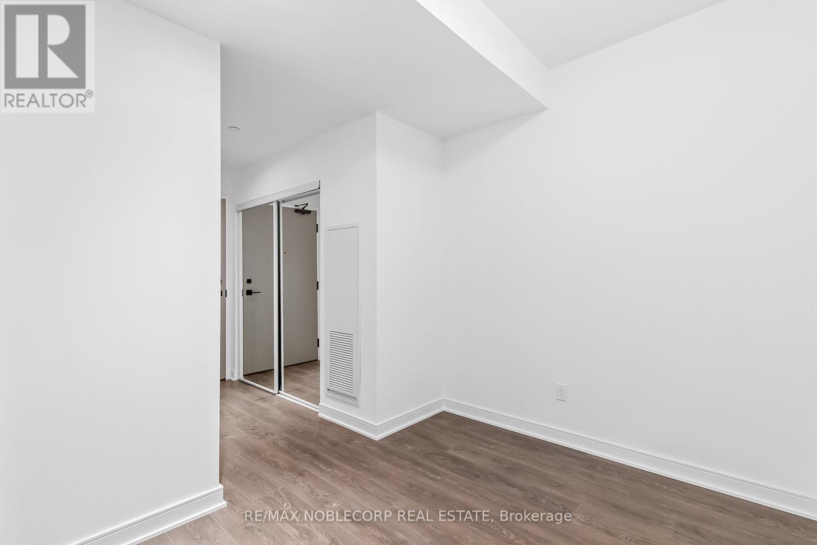 919 - 60 Tannery Road Property Photo 9