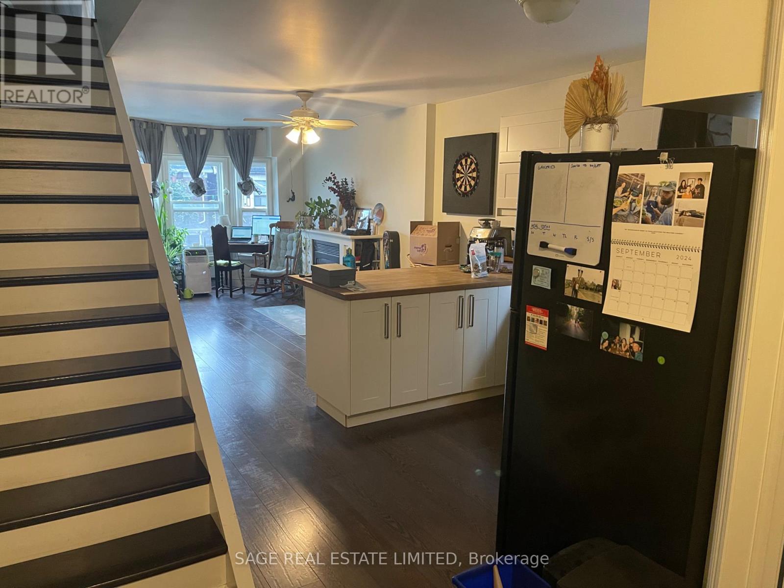 2ND FLR - 716 OSSINGTON AVENUE