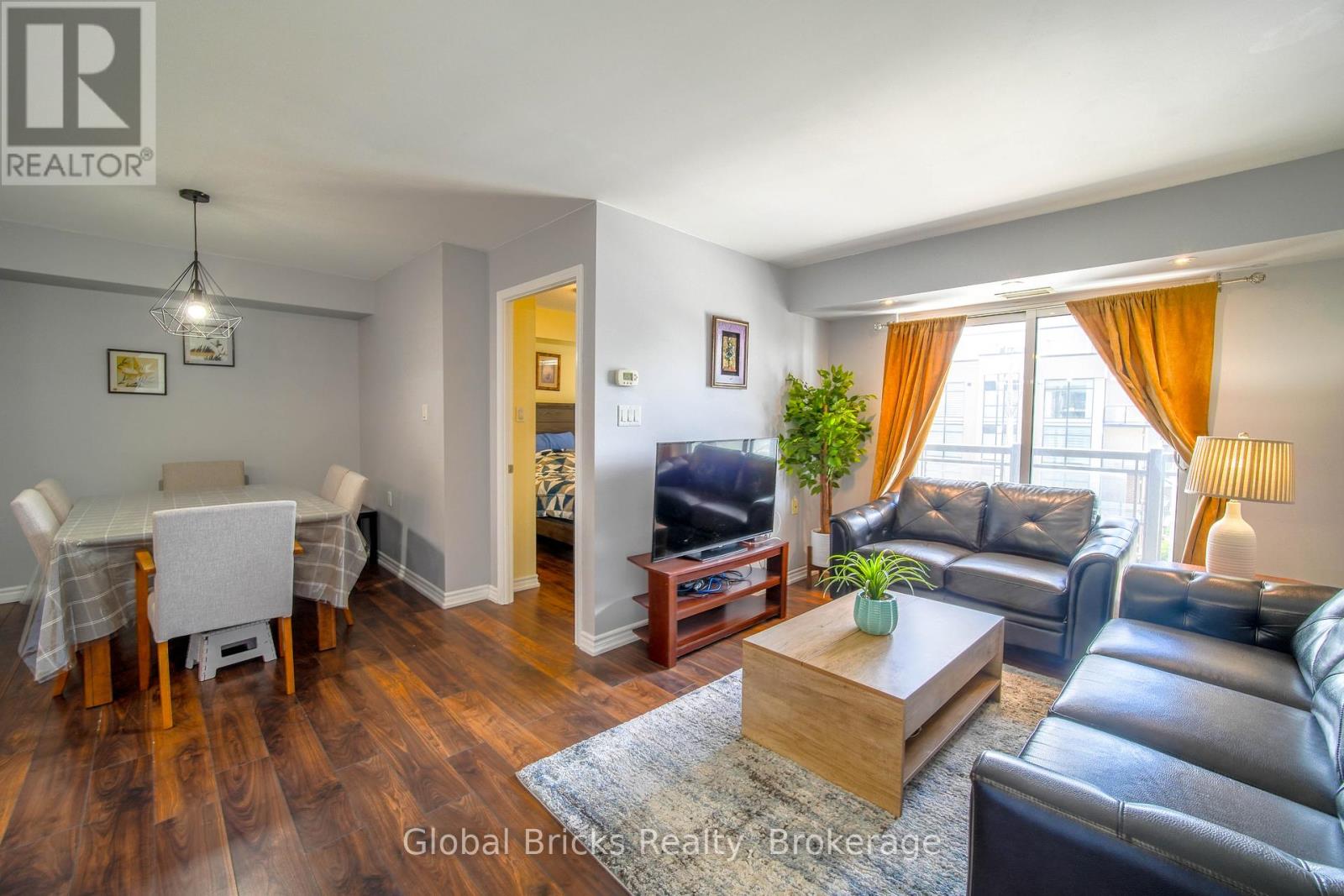 308 - 872 Sheppard Avenue W Property Photo 3