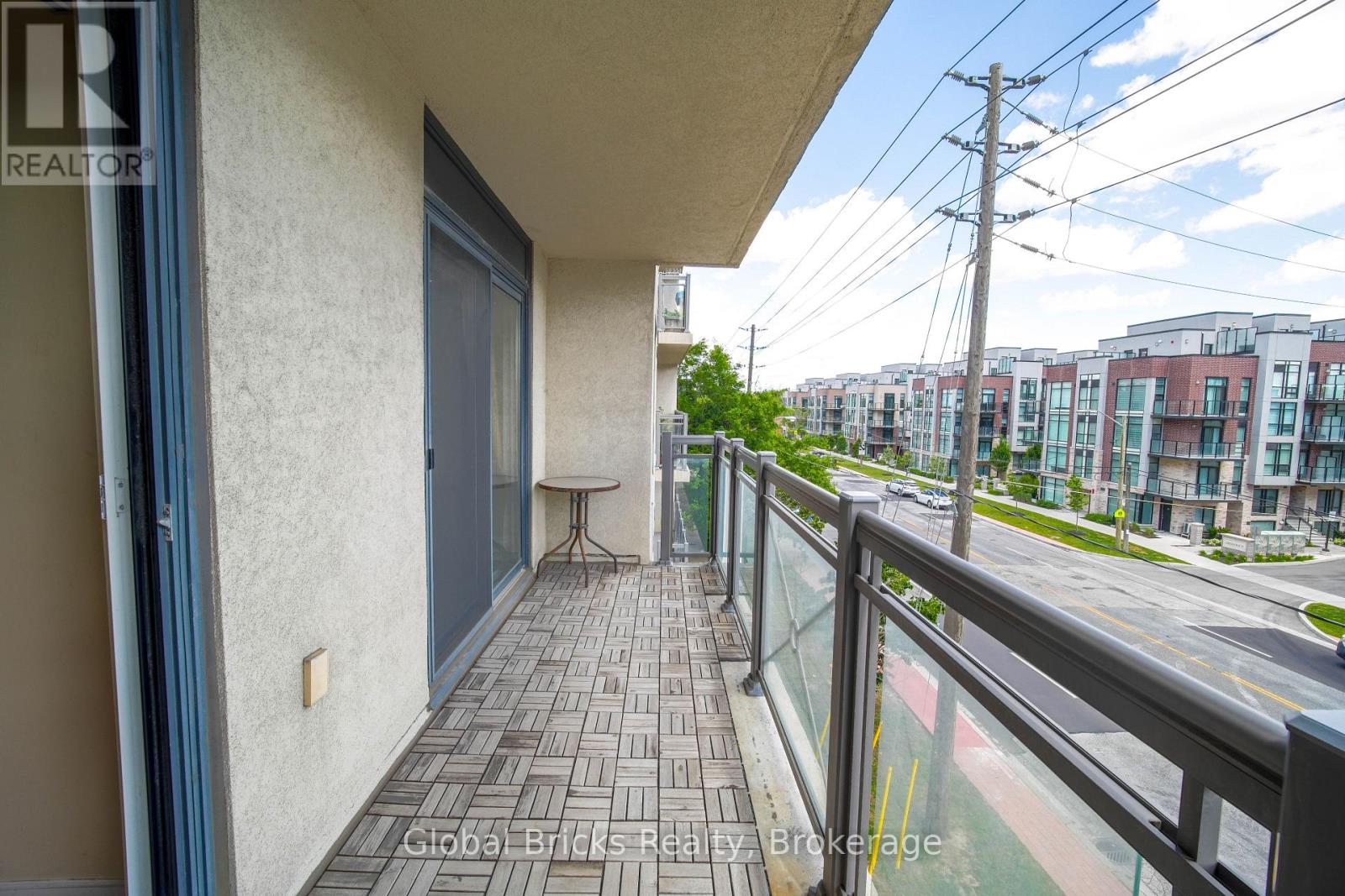 308 - 872 Sheppard Avenue W Property Photo 14