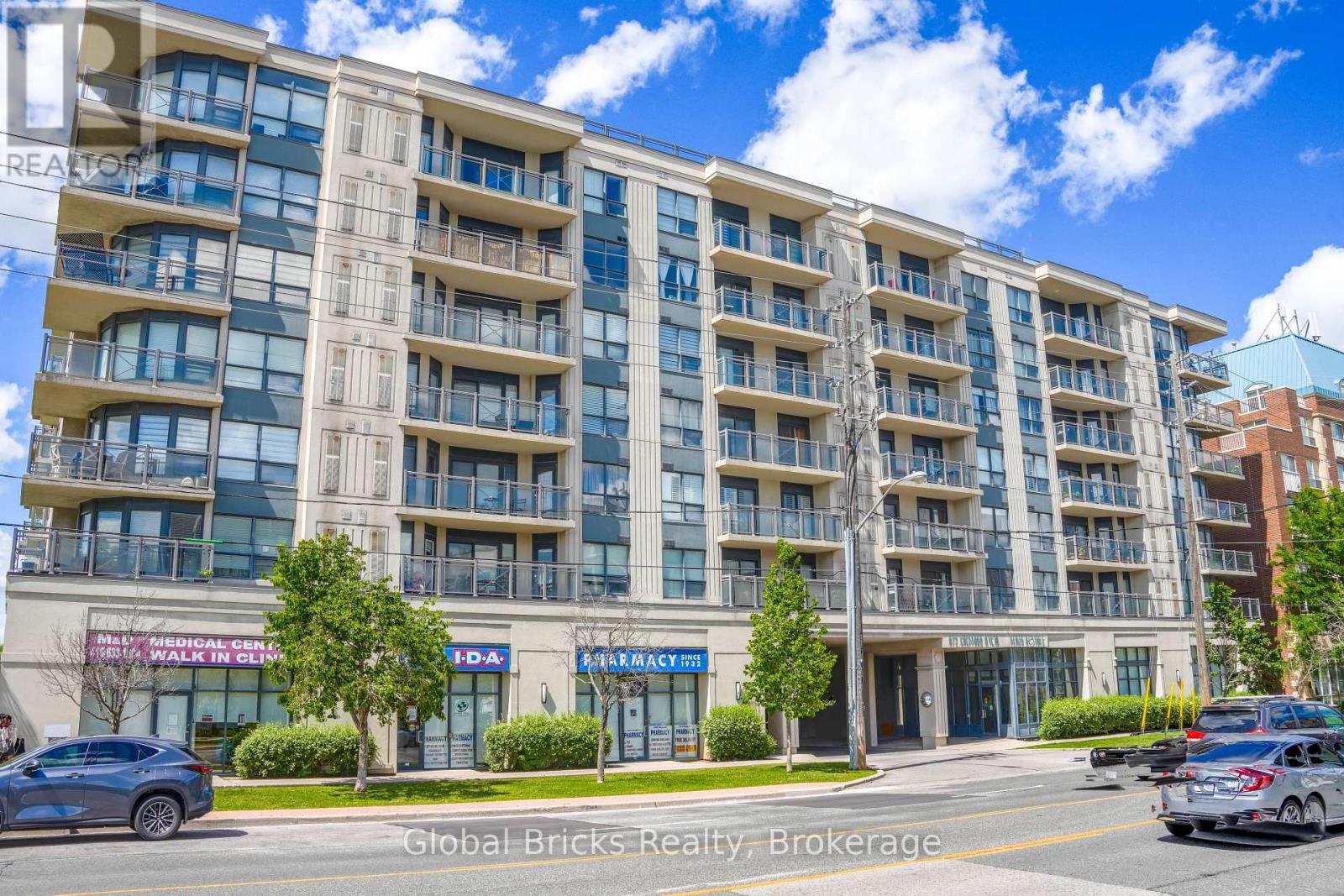 308 - 872 Sheppard Avenue W Property Photo 15