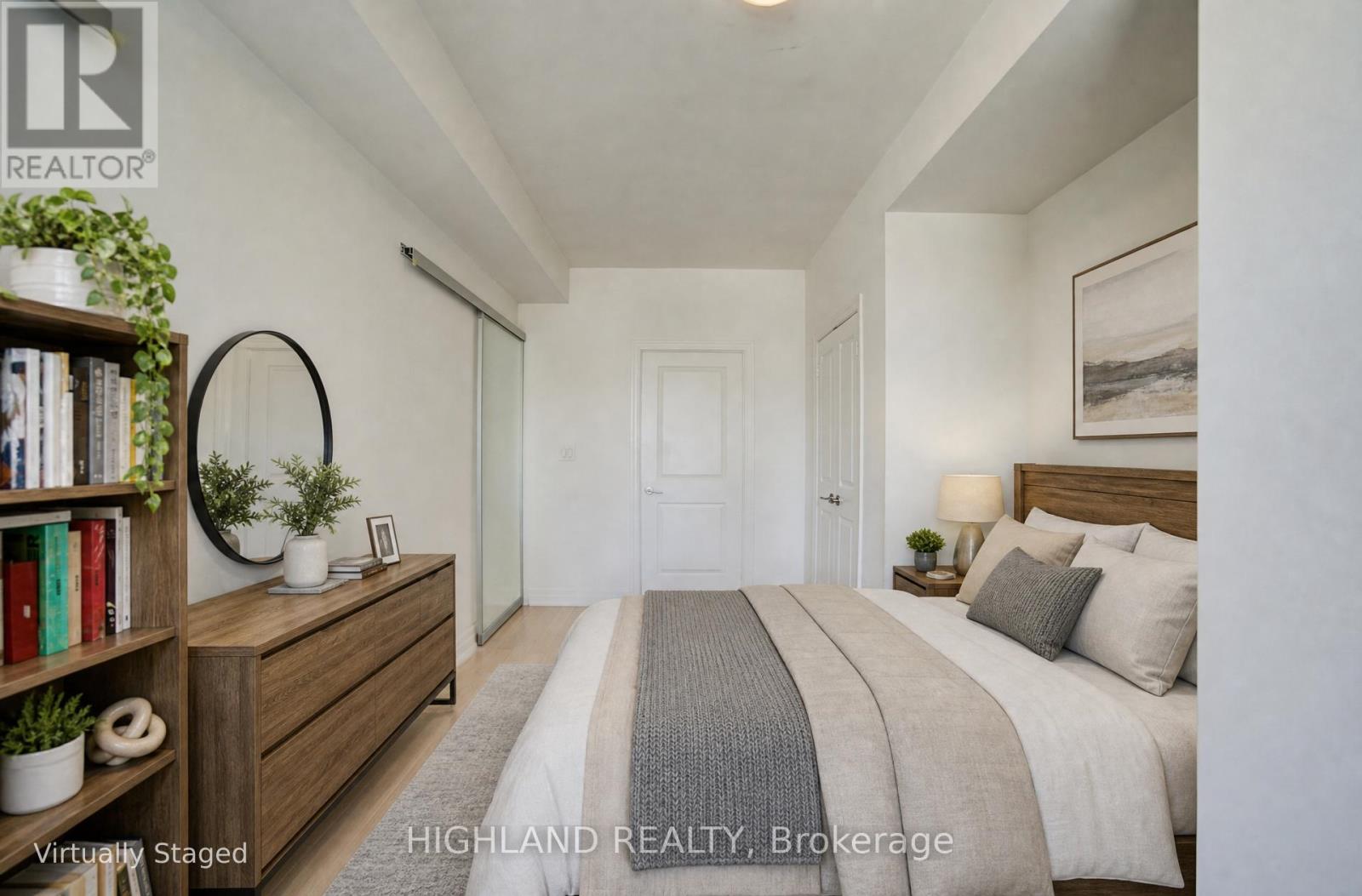 2506 - 8 The Esplanade Property Photo 6