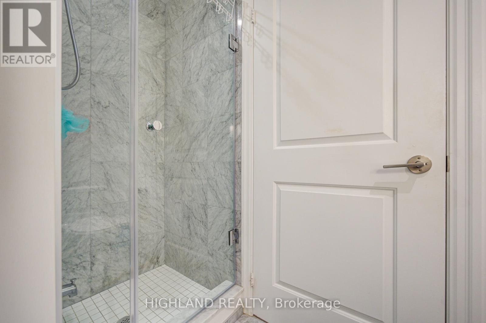 2506 - 8 The Esplanade Property Photo 10