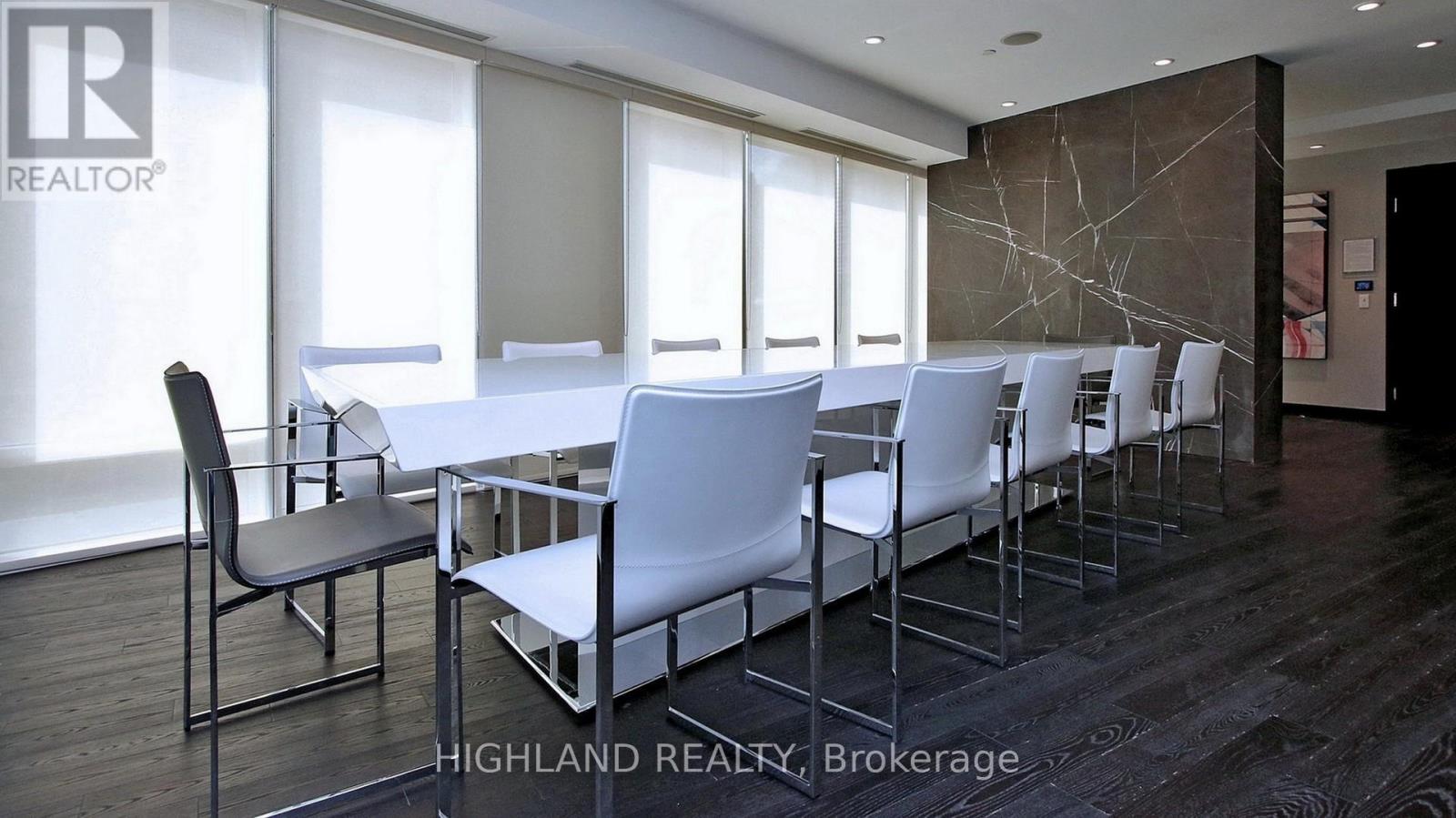 2506 - 8 The Esplanade Property Photo 15