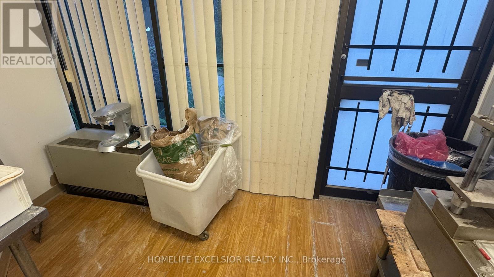 756 Gordon Baker Road Property Photo 8