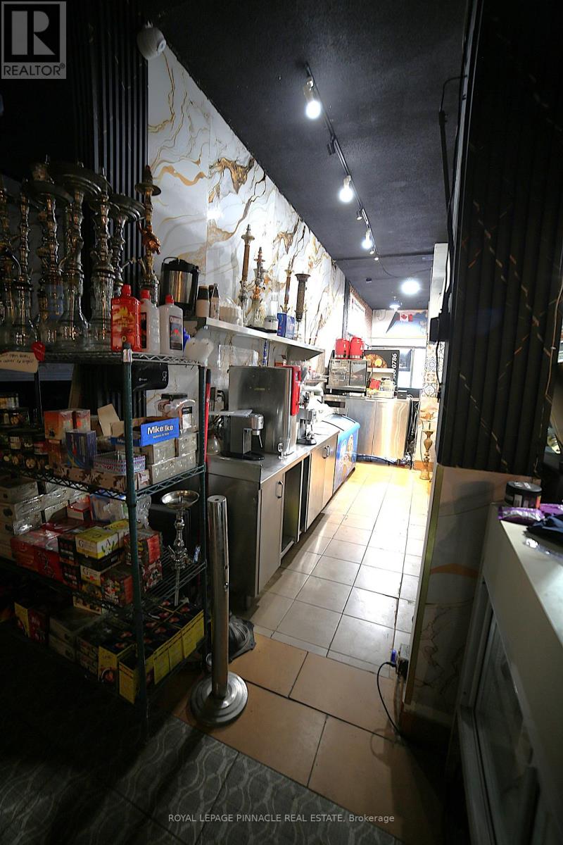 240 Parliament Street Property Photo 8