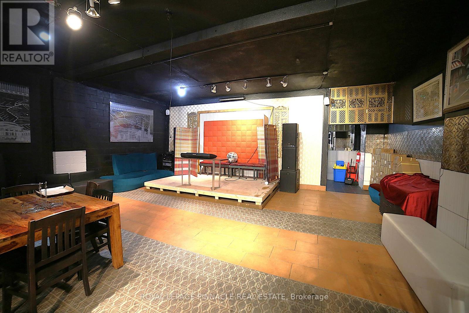 240 Parliament Street Property Photo 14