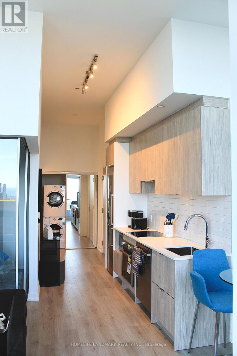 5511 - 395 Bloor Street E Property Photo 4