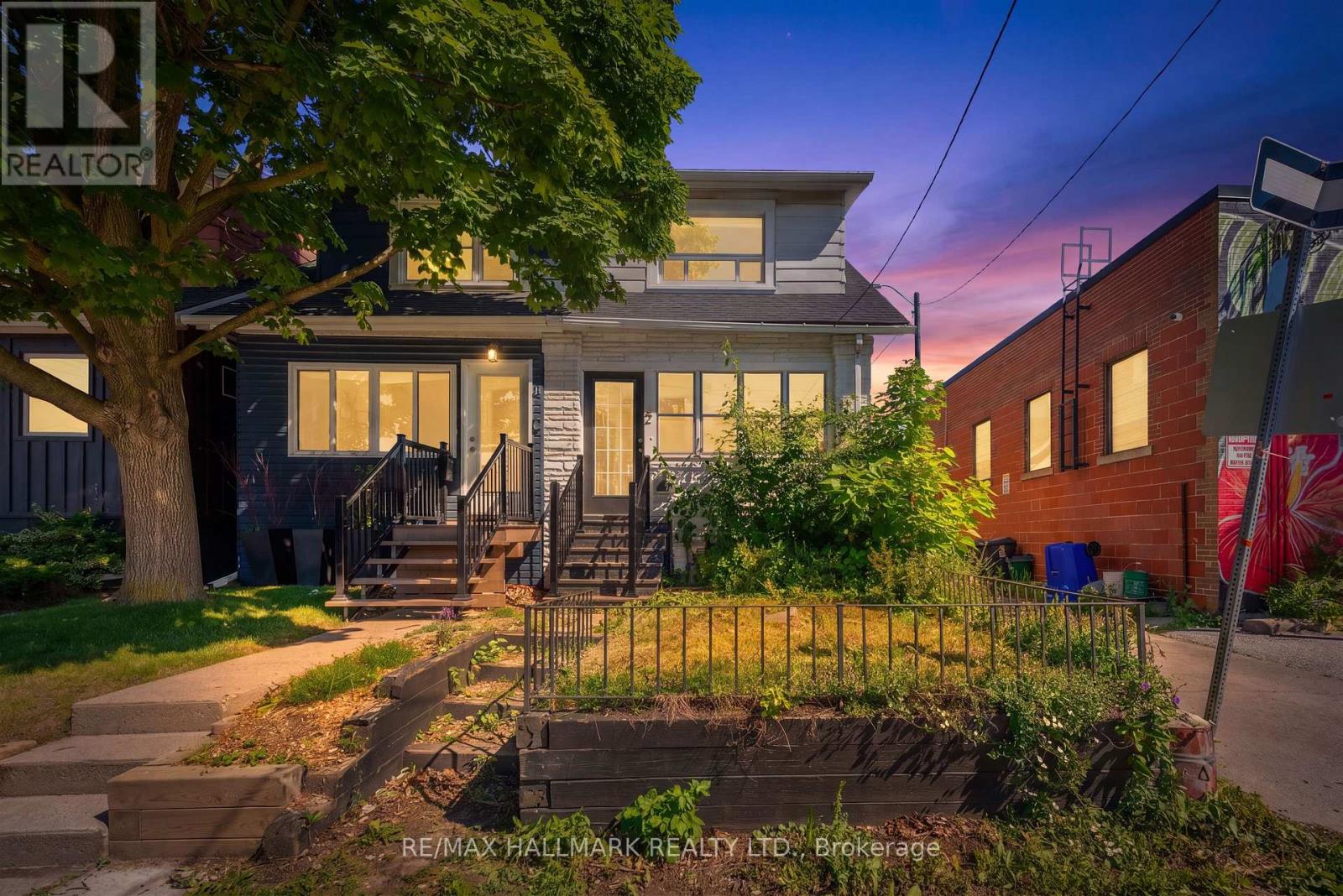 2 Amherst Avenue Property Photo 1