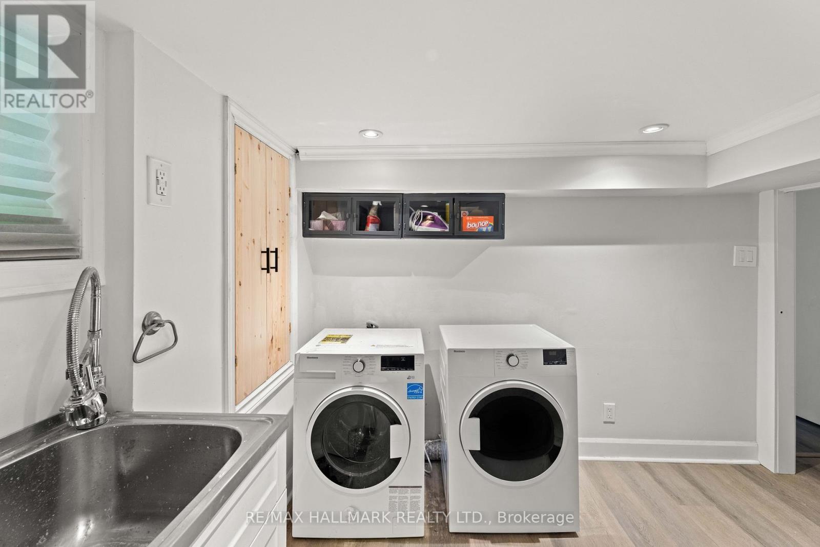 2 Amherst Avenue Property Photo 28