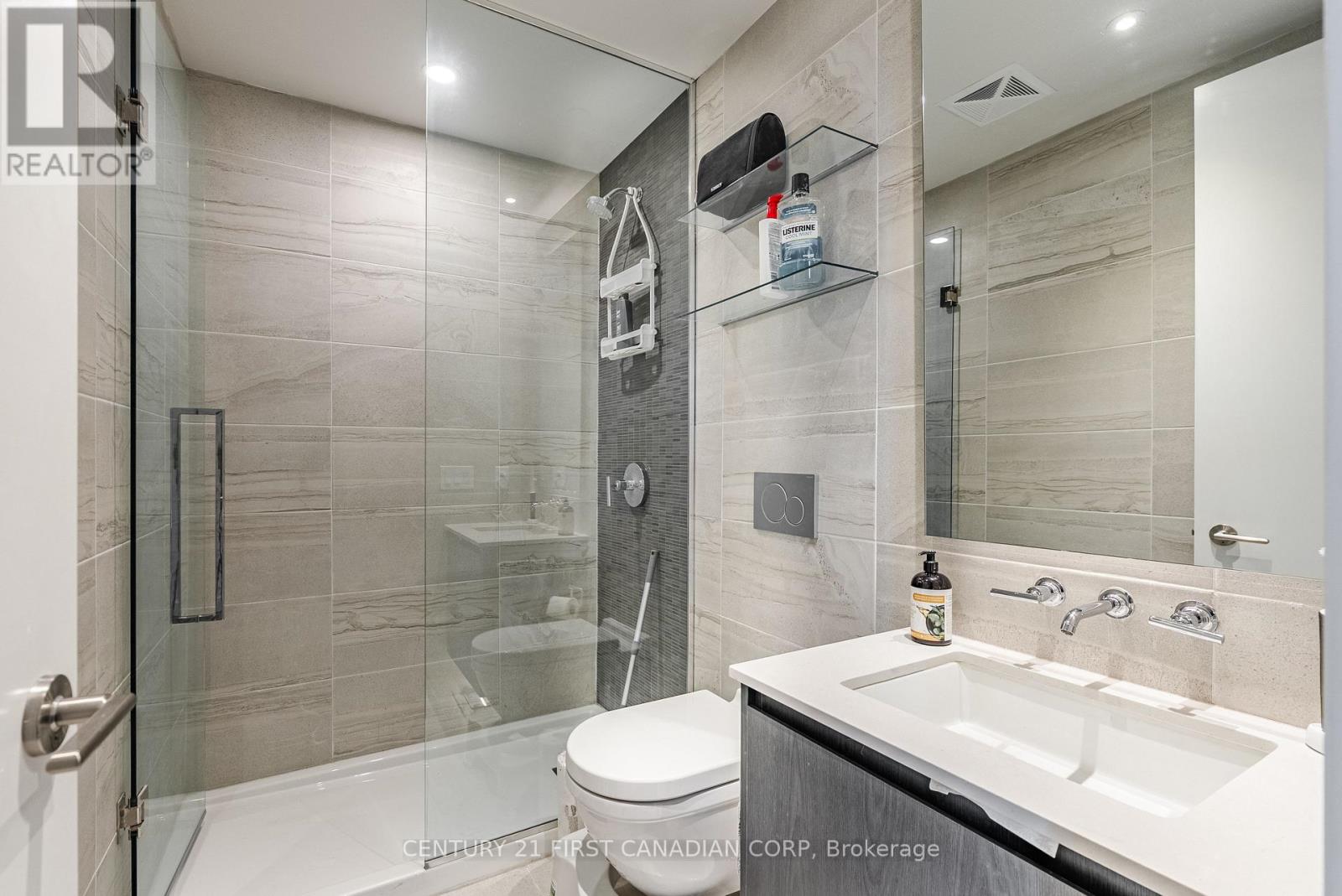 1405 - 81 Wellesley Street E Property Photo 22