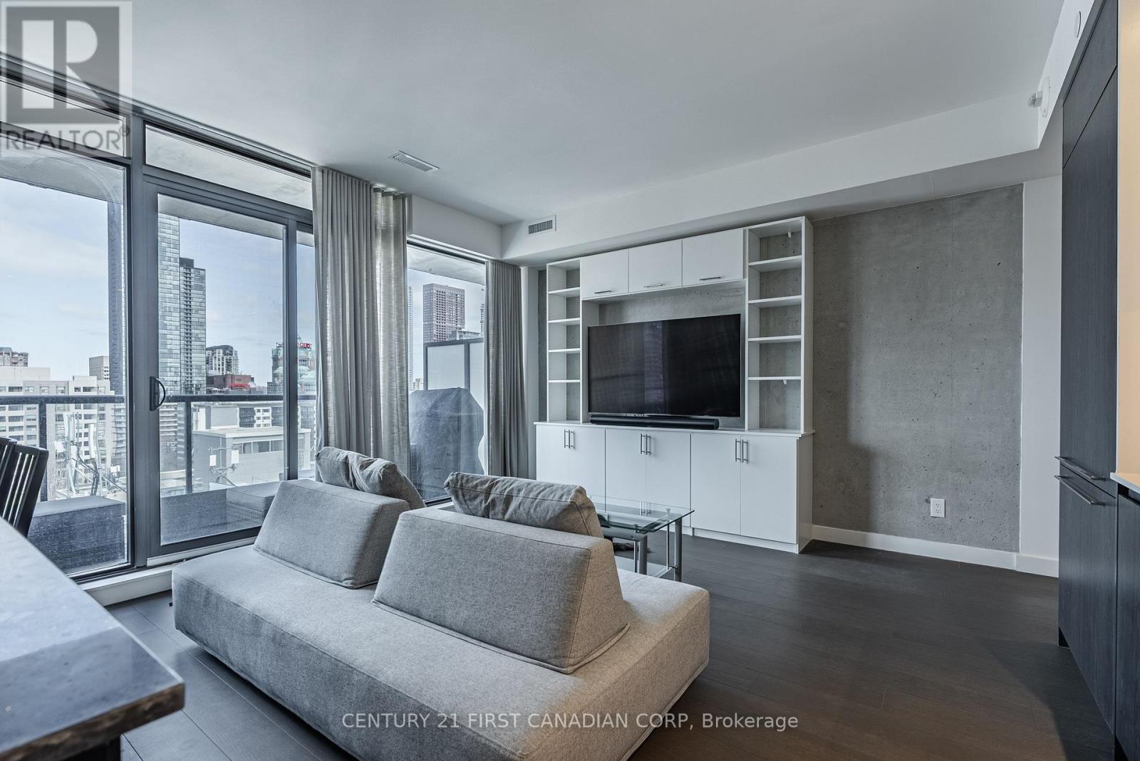 1405 - 81 Wellesley Street E Property Photo 30