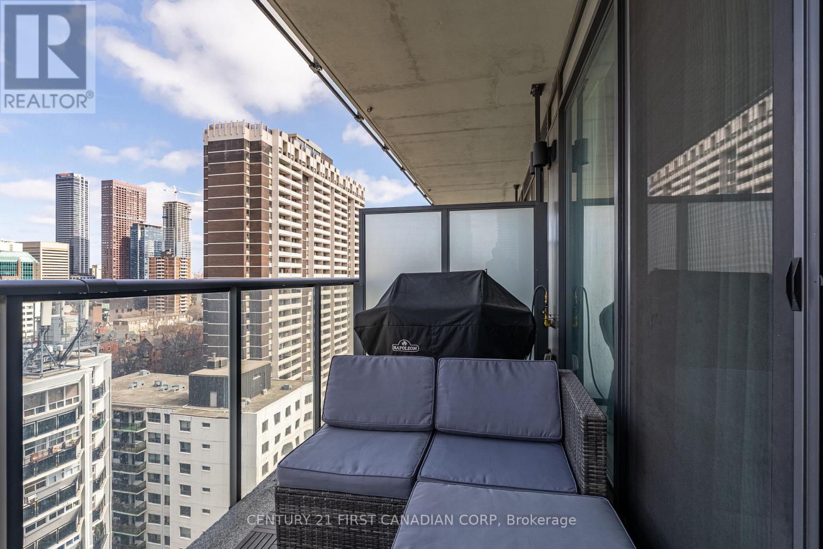 1405 - 81 Wellesley Street E Property Photo 33