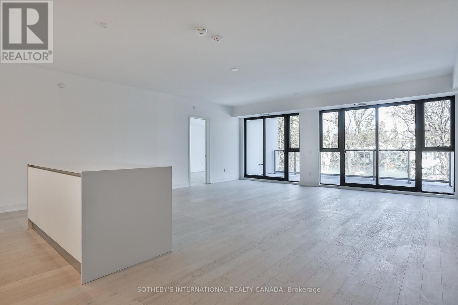 311 - 200 Keewatin Avenue Property Photo 2