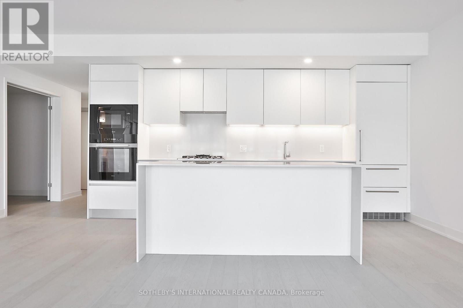 311 - 200 Keewatin Avenue Property Photo 8