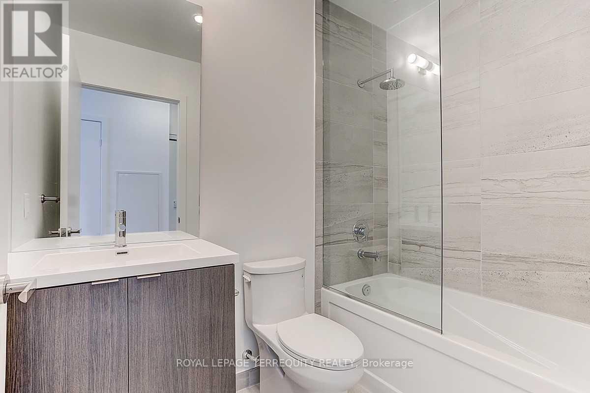 3215 - 138 Downes Street Property Photo 10