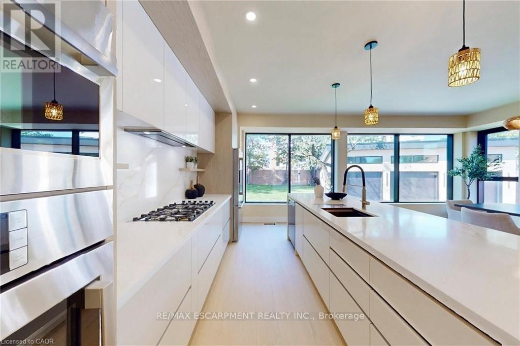 28 Dunsmore Gardens Property Photo 12