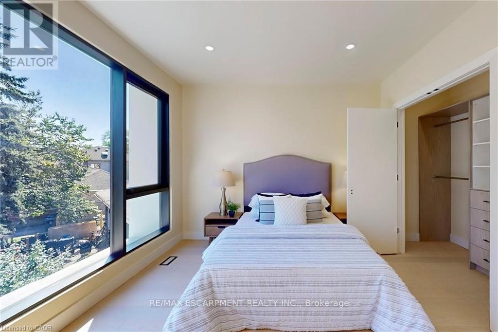 28 Dunsmore Gardens Property Photo 33